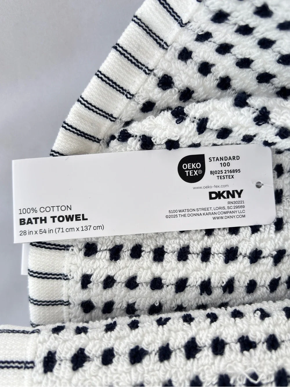 NWT DKNY Black and White Checkerboard 100% Cotton Bath Towels Set of 2